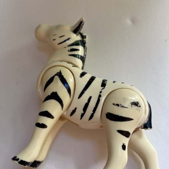 Miniature zebra toy for play set - Picture 8 of 8